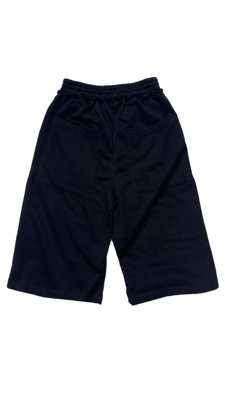 MUNDOCARTEL® Essential Shorts - Black