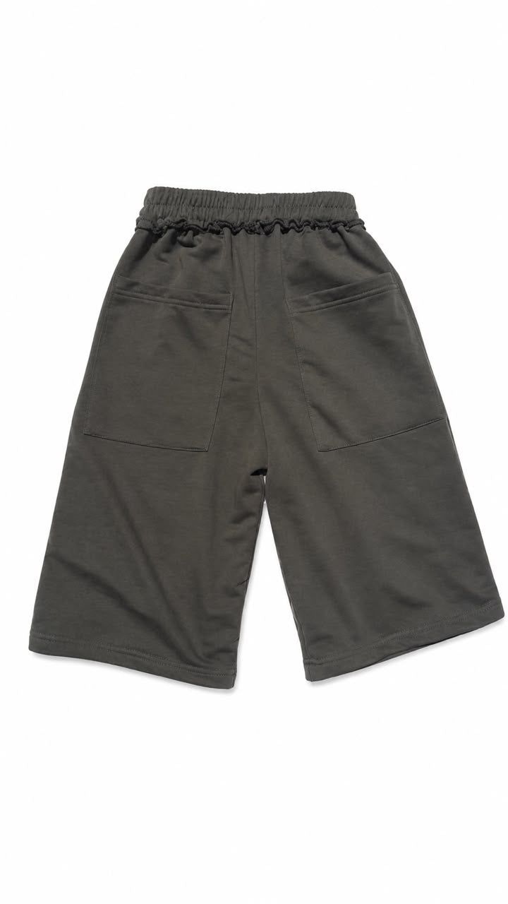 MUNDOCARTEL® Essential Shorts - Shadow